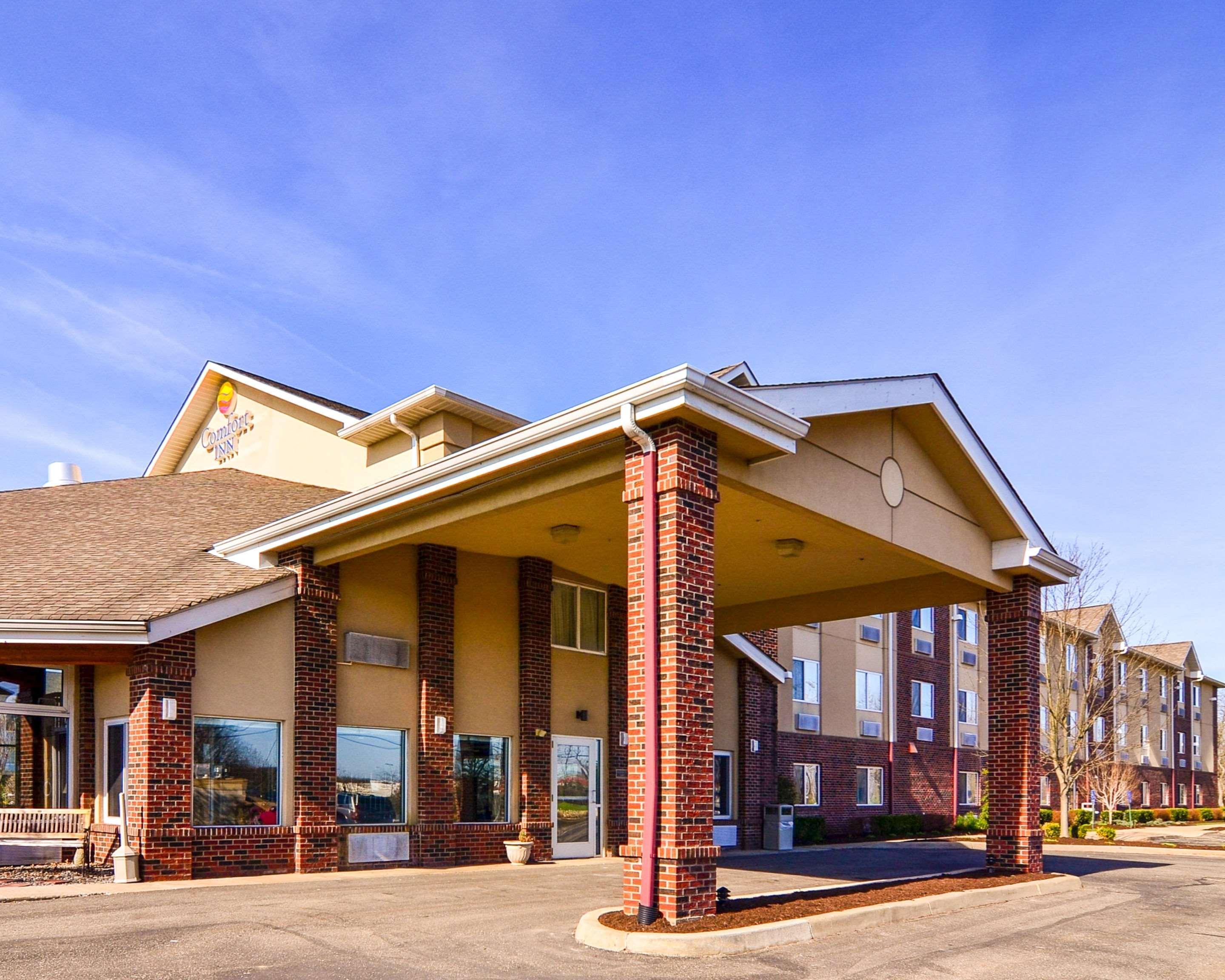 Comfort Inn Weirton Екстериор снимка