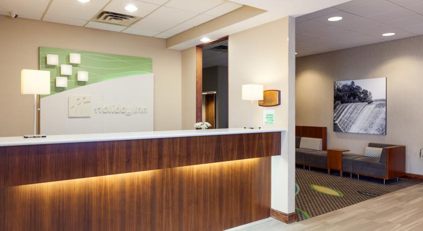 Comfort Inn Weirton Екстериор снимка